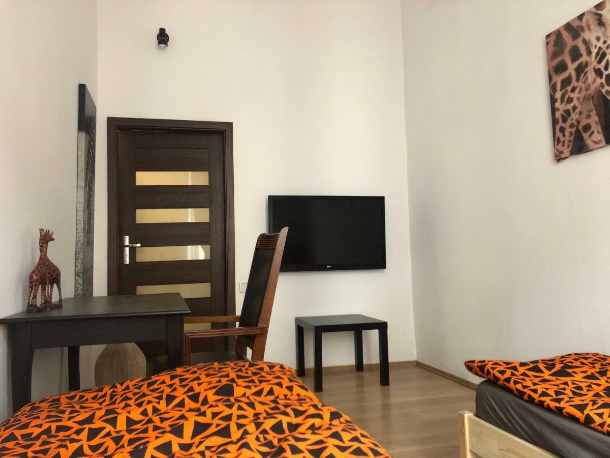 Glamour Apartment Florianska 32 Краків Екстер'єр фото